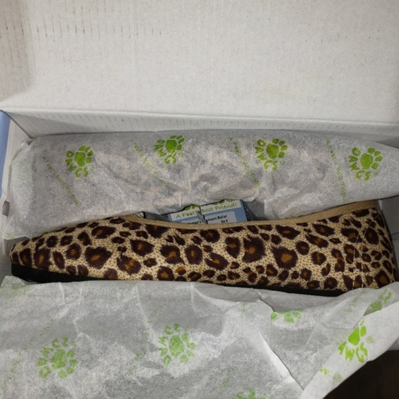 DAWGS Kaymann Ballet Flats - Leopard Print Size 6 - Picture 5 of 5